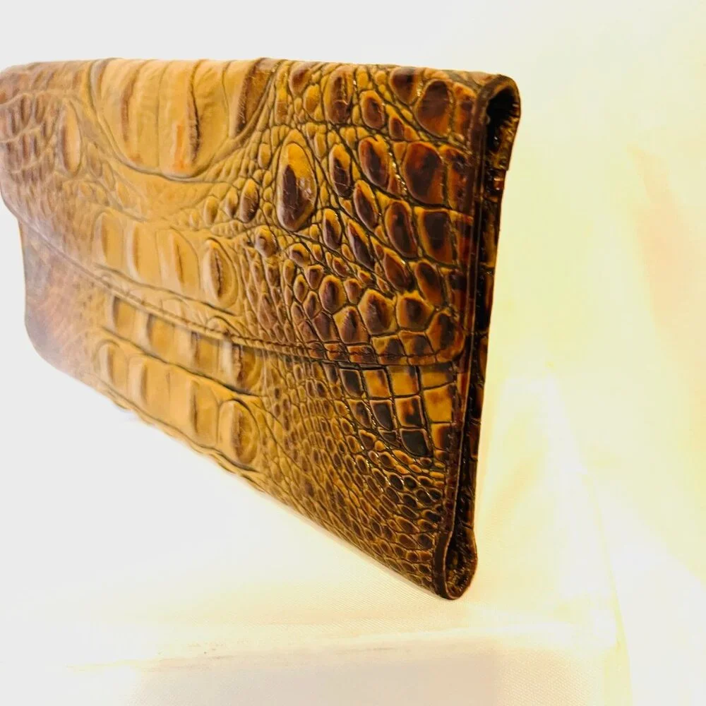Brahmin Colette Croc Embossed Melbourne Leather-Vintage-Tri Fold Wallet/CheckBk - Picture 12 of 14